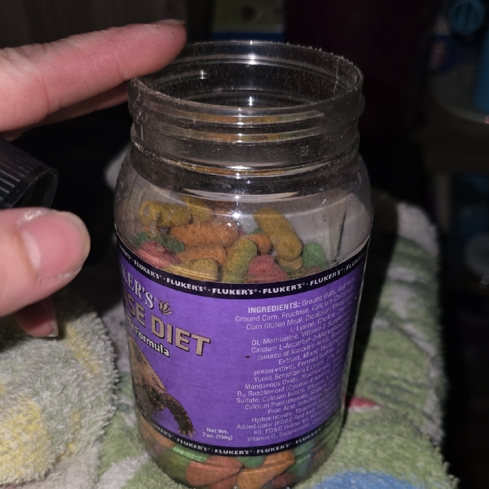 Tortoise Diet - Nutritious Land Turtle Formula - Picture 3 of 4